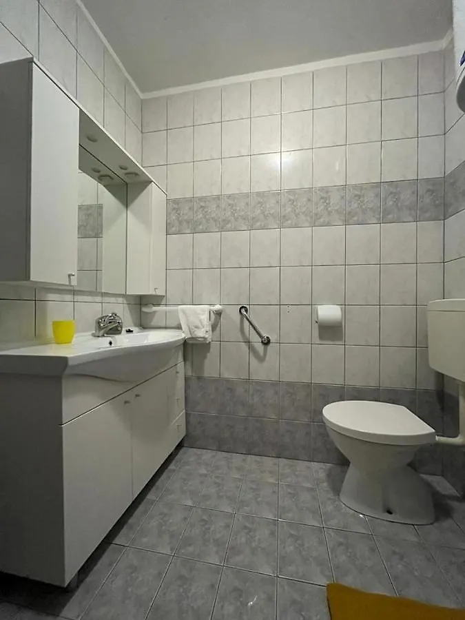 Pomerino Apartmans
