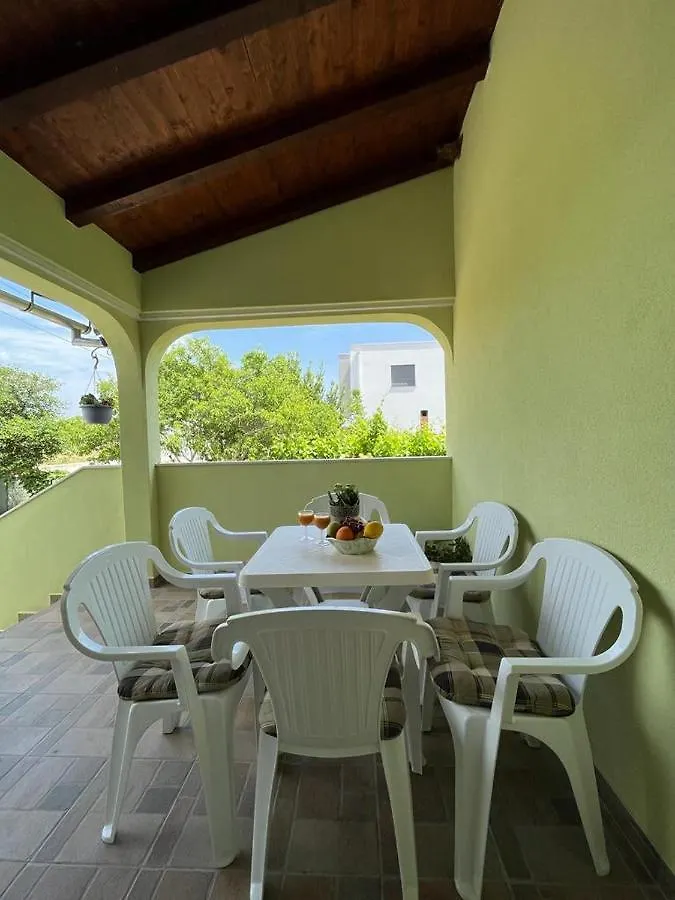 Pomerino Apartmans Apartmán